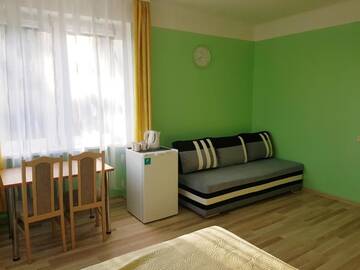 Фото номера Четырехместный номер Гостевой дом Neringa Guest House г. Паланга 5