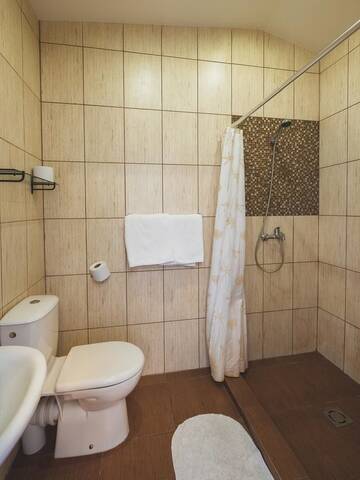 Фото номера Двухместный номер с 1 кроватью и балконом Гостевой дом Palangos Vila 1 г. Паланга 5