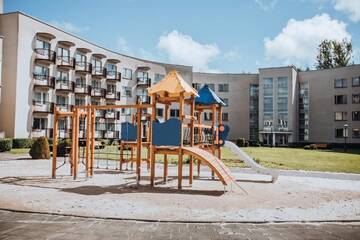Фото номера Стандартный трехместный номер Отель Poilsio namai "Vyturys" г. Паланга 10