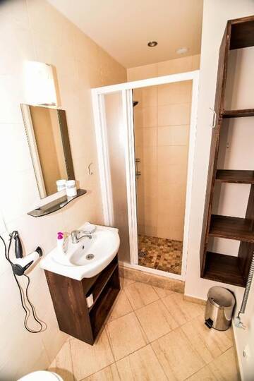 Фото номера Четырехместный номер &quot;Комфорт&quot; Апарт-отели S&amp;S Apartments г. Паланга 13