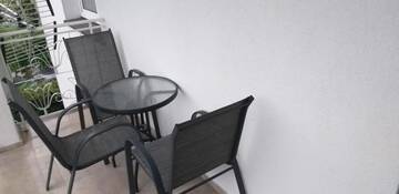 Фото номера Двухместный номер с 1 кроватью и балконом (для 2 взрослых и 1 ребенка) Апарт-отели Apartamentai šalia baseino г. Паланга 8