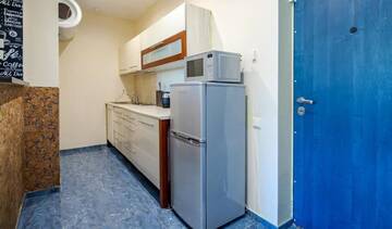Фото номера Апартаменты с 2 спальнями Апартаменты Vytauto 103a lower ground floor flat г. Паланга 10