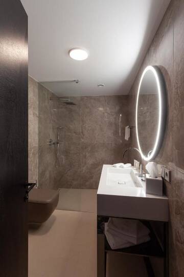 Фото номера Суперлюкс с доступом в спа-центр Отель Amsterdam Plaza Hotel &amp; SPA г. Паланга 6