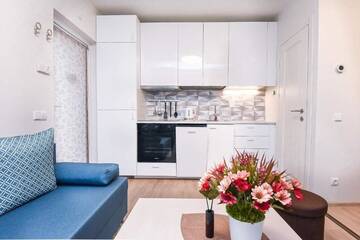Фото номера Апартаменты с 1 спальней Апартаменты Palanga Vaivorykštės APARTMENT г. Паланга 24