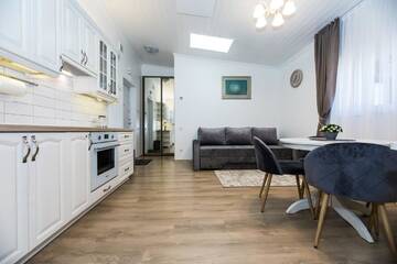 Фото номера Апартаменты с балконом Апартаменты Toro apartamentai - Centras г. Паланга 11