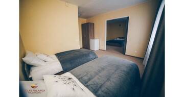Фото номера Четырехместный номер с собственной ванной комнатой Гостевой дом Guest House RELAX PALANGA г. Паланга 5