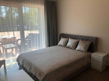 Фото номера Двухместный номер с 1 кроватью и террасой Апарт-отели SKY Villa г. Паланга 14