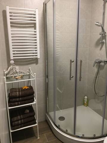 Фото номера Двухместный номер с 1 кроватью и террасой Апарт-отели SKY Villa г. Паланга 7