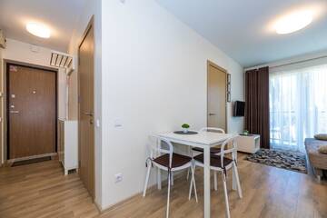 Фото номера Апартаменты с балконом Апартаменты Lunos apartamentai - Centras г. Паланга 7