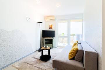 Фото номера Апартаменты с балконом Апартаменты Oasis Apartments г. Паланга 7
