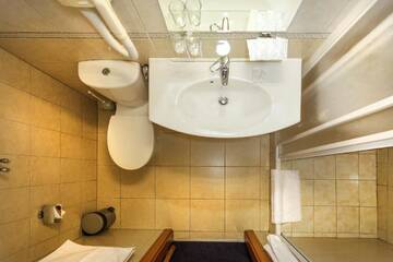 Фото номера Одноместный номер с доступом в спа-центр Отель Alka Hotel г. Паланга 2