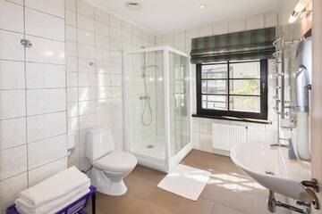 Фото номера Апартаменты с 2 спальнями Проживание в семье Guest House &amp; Villa Astoma г. Паланга 4