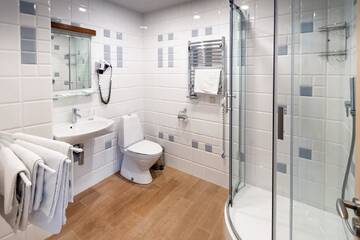 Фото номера Люкс с 2 спальнями Проживание в семье Guest House &amp; Villa Astoma г. Паланга 11