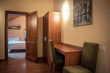 Фото номера Семейные апартаменты класса &quot;люкс&quot; Отель Palanga Park Hotel г. Паланга 3