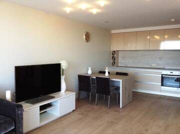 Фото номера Апартаменты с балконом Апартаменты Arunes Apartments - Daukanto г. Паланга 16
