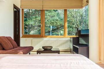 Фото номера Роскошный двухместный номер с 1 кроватью Апартаменты Apartamentai Tylios pušys г. Паланга 15