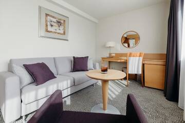 Фото номера Полулюкс с доступом в спа-центр Отель Vanagupe Spa Resort г. Паланга 4